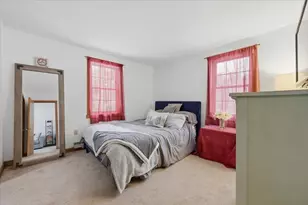 7 Spring St, Pembroke, MA 02359 - Photo 33