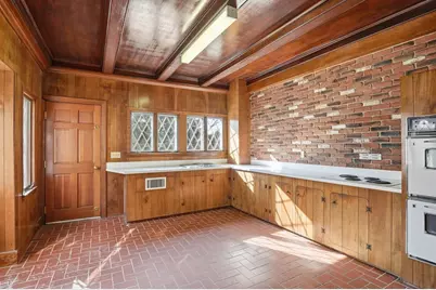 34 Elm Street, Worcester, MA 01609 - Photo 11