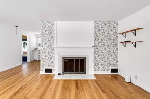 81 Edgewater Dr, Framingham, MA 01702 - Photo 15