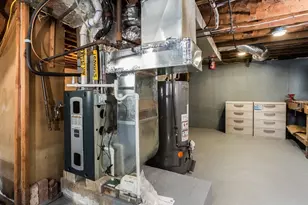 81 Edgewater Dr, Framingham, MA 01702 - Photo 25