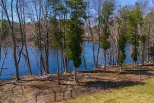 81 Edgewater Dr, Framingham, MA 01702 - Photo 29