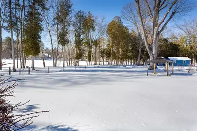 81 Edgewater Drive, Framingham, MA 01702 - Photo 7