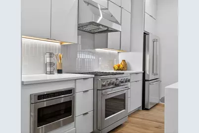 142 Birch St, Boston, MA 02131 - Photo 7