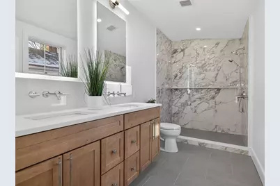 142 Birch St, Boston, MA 02131 - Photo 15