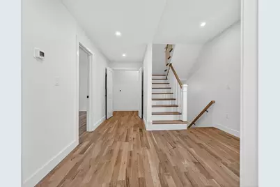 142 B Birch St, Boston, MA 02131 - Photo 9