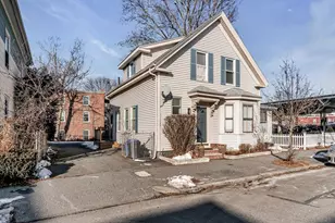 17 Pond St, Beverly, MA 01915 - Photo 1
