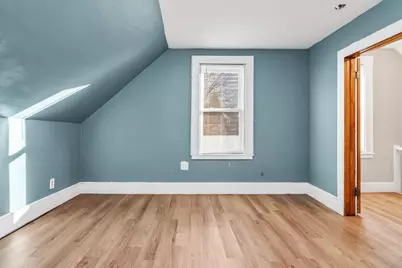 17 Pond St, Beverly, MA 01915 - Photo 13