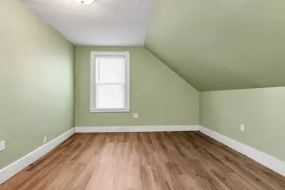 17 Pond St, Beverly, MA 01915 - Photo 15