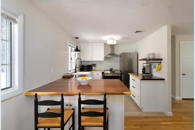 3 Leonard Drive, Southborough, MA 01772 - Photo 7