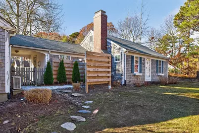 933-935 West Yarmouth Rd, Yarmouth, MA 02675 - Photo 3