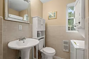 12 Thelma Rd, Boston, MA 02122 - Photo 19