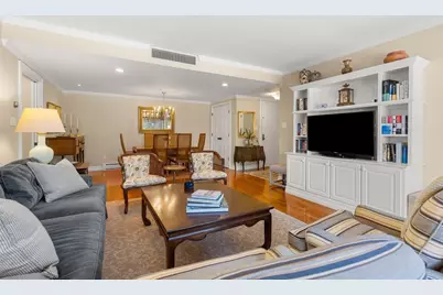 85 Grove St #311, Wellesley, MA 02482 - Photo 3