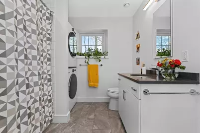 156-160 Highland St #156, Boston, MA 02119 - Photo 13