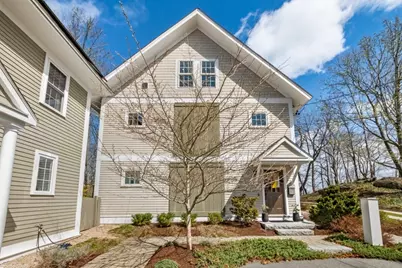 156-160 Highland St #156, Boston, MA 02119 - Photo 23