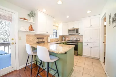 37 Scotty Hollow Dr #B, Chelmsford, MA 01863 - Photo 3