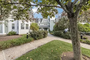 37 Hastings St, Boston, MA 02132 - Photo 21