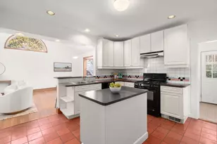 10 Higgins St, Newton, MA 02466 - Photo 7