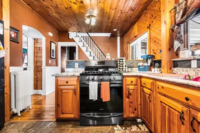 98 Pleasant St, Ayer, MA 01432 - Photo 9