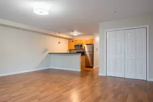 37 Chelsea St, Boston, MA 02128 - Photo 5