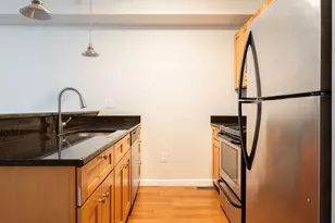 37 Chelsea St, Boston, MA 02128 - Photo 7