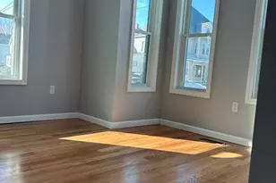 48 Hastings St, Lowell, MA 01851 - Photo 15