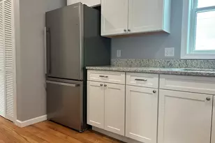 48 Hastings St, Lowell, MA 01851 - Photo 5