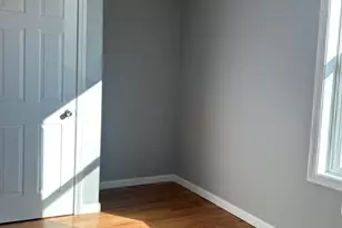 48 Hastings St, Lowell, MA 01851 - Photo 9