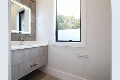 18 Josselyn Pl #18, Newton, MA 02461 - Photo 31