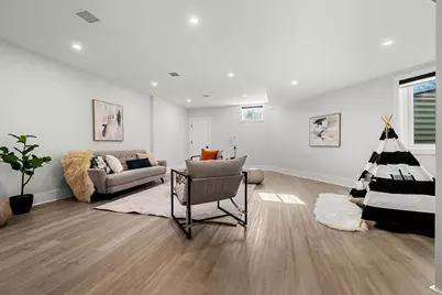 16-18 Josselyn Pl #18, Newton, MA 02461 - Photo 21