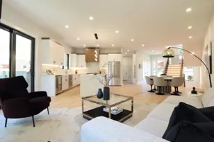 18 Josselyn Pl, Newton, MA 02461 - Photo 15