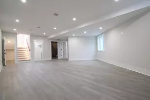 18 Josselyn Pl, Newton, MA 02461 - Photo 29