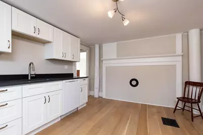 21 Gardner Street #A, Hamilton, MA 01982 - Photo 5