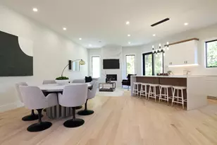 18 Josselyn Pl, Newton, MA 02461 - Photo 7