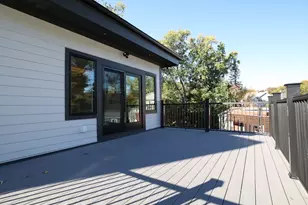 18 Josselyn Pl, Newton, MA 02461 - Photo 21