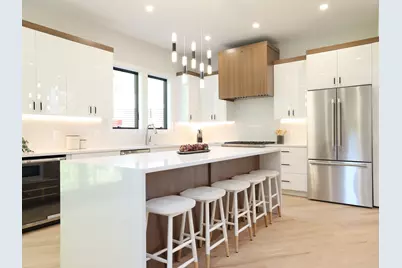 18 Josselyn Pl #18, Newton, MA 02461 - Photo 5
