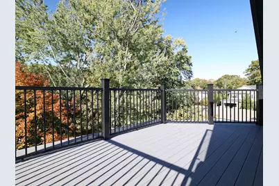 18 Josselyn Pl #18, Newton, MA 02461 - Photo 17