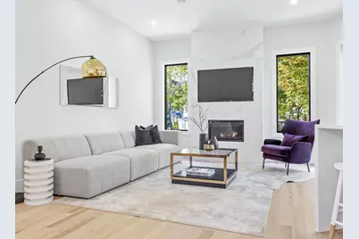 18 Josselyn Pl #18, Newton, MA 02461 - Photo 9