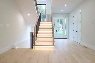18 Josselyn Pl, Newton, MA 02461 - Photo 13