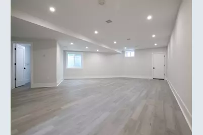 18 Josselyn Pl #18, Newton, MA 02461 - Photo 23