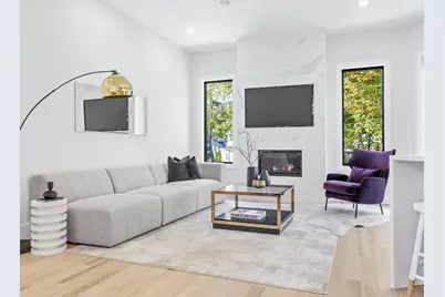 18 Josselyn Pl #18, Newton, MA 02461 - Photo 9