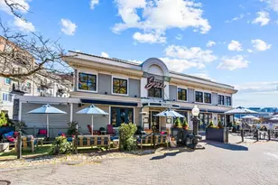 5 Holden Ct, Boston, MA 02109 - Photo 21