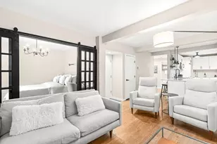 5 Holden Ct, Boston, MA 02109 - Photo 7