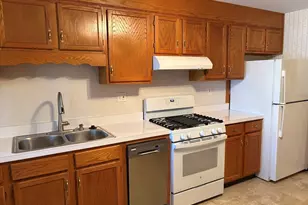 8 Summer St, Boston, MA 02132 - Photo 7