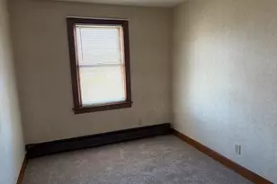 8 Summer St, Boston, MA 02132 - Photo 15