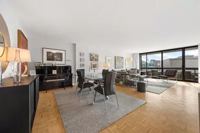 566 Commonwealth #608, Boston, MA 02215 - Photo 3