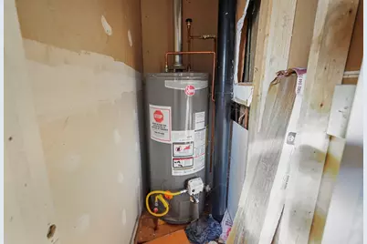 1 1/2 Cherry St, Pittsfield, MA 01201 - Photo 11