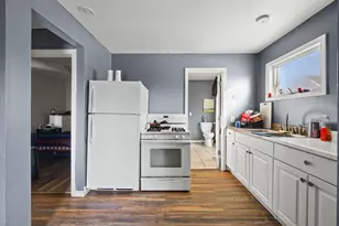 1 1/2 Cherry St, Pittsfield, MA 01201 - Photo 7