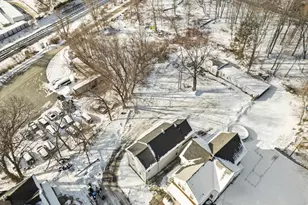 1 1/2 Cherry St, Pittsfield, MA 01201 - Photo 17