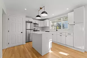 9 Dexter, Boston, MA 02127 - Photo 3