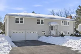 11 Bellwood Way, Framingham, MA 01701 - Photo 1